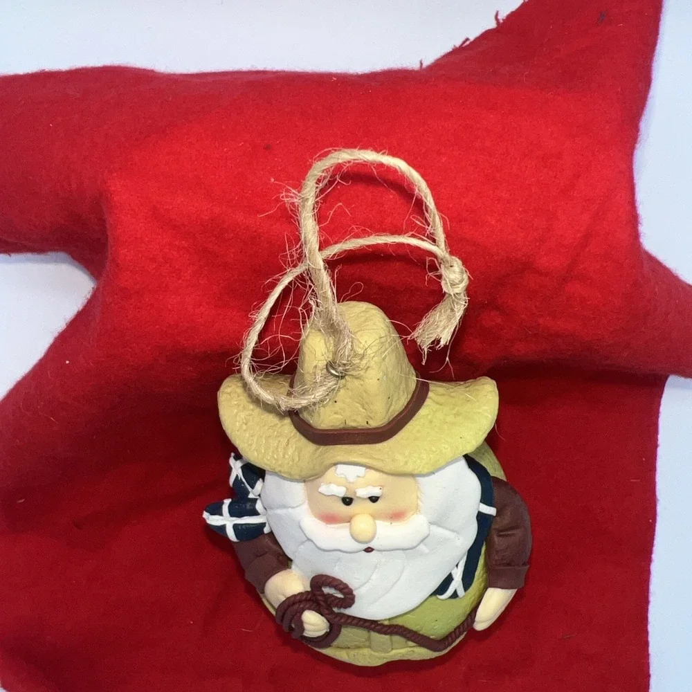 Cowboy‎ Santa Claus Round up Christmas Ornaments 5